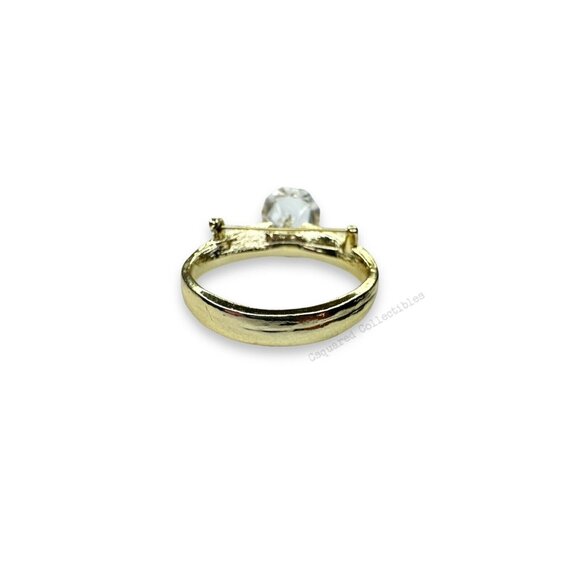 AJC Gold Tone Acrylic Crystal Engagement Ring Brooch Vintage - Picture 11 of 11